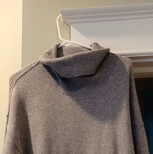 Free people oversized  gray sweater small